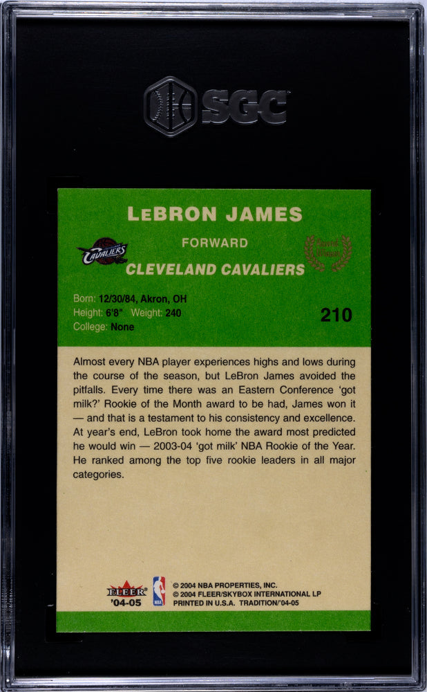 2004 Fleer Tradition LeBron James #210 Green SGC 8.5