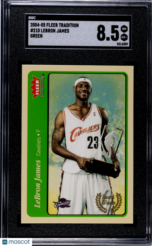 2004 Fleer Tradition LeBron James #210 Green SGC 8.5